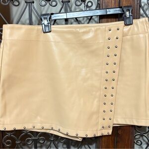 Faux leather Skort